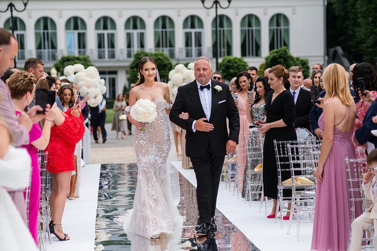 zdjęcia ślubne fotografia ślubna elegancki klasyczny glamour ślub Pałac Mała Wieś 5czwartych Agnieszka Rusinowska