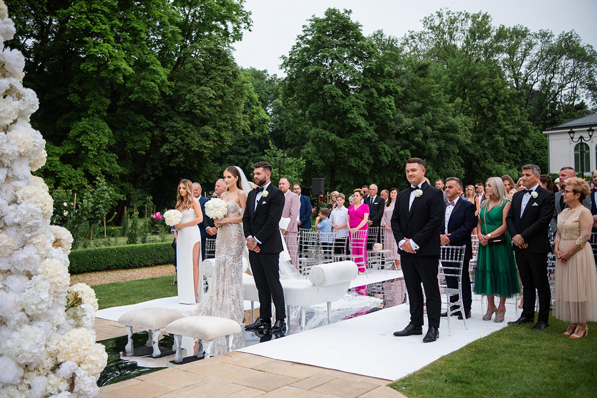 zdjęcia ślubne fotografia ślubna elegancki klasyczny glamour ślub Pałac Mała Wieś 5czwartych Agnieszka Rusinowska