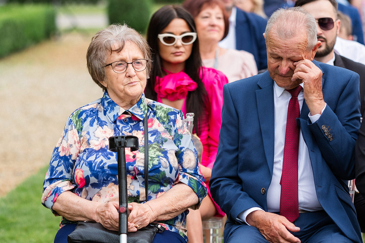 zdjęcia ślubne fotografia ślubna elegancki klasyczny glamour ślub Pałac Mała Wieś 5czwartych Agnieszka Rusinowska