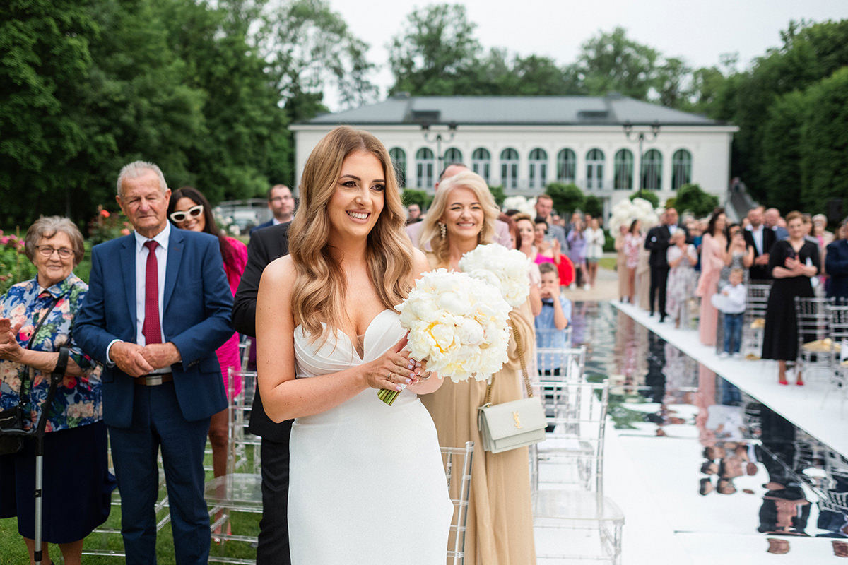zdjęcia ślubne fotografia ślubna elegancki klasyczny glamour ślub Pałac Mała Wieś 5czwartych Agnieszka Rusinowska