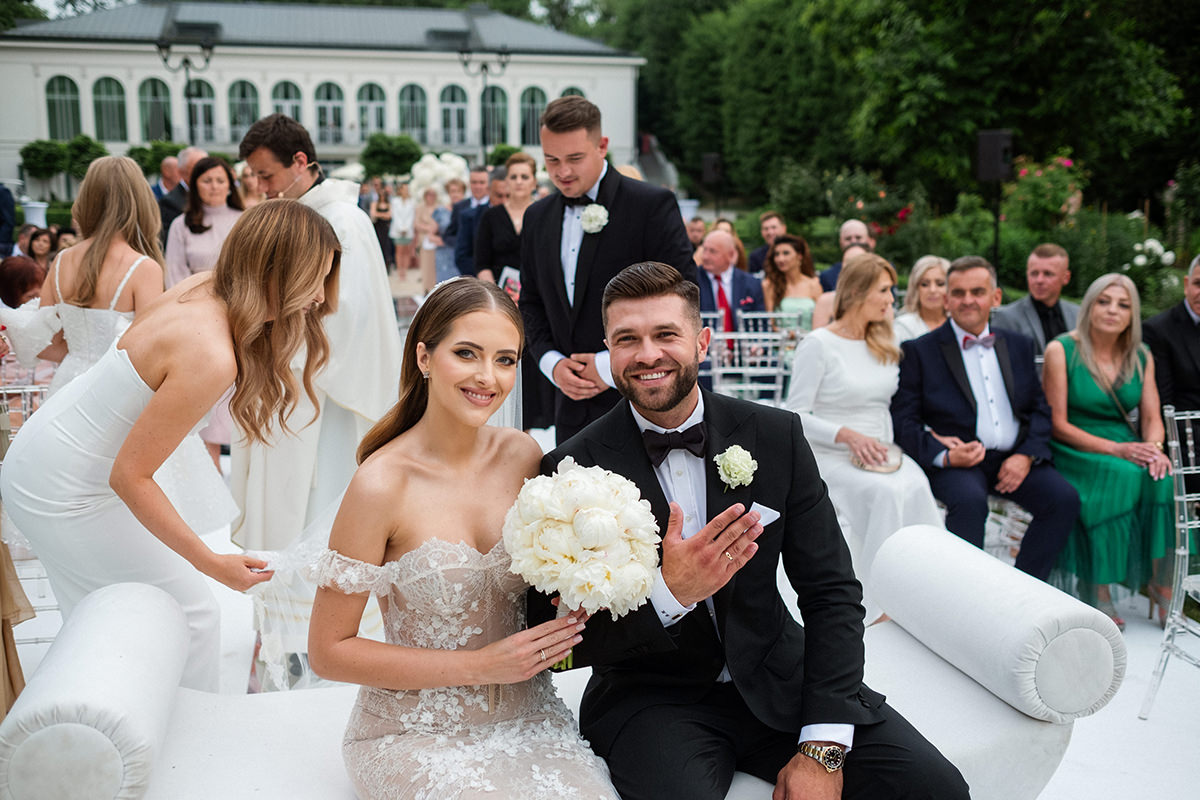 zdjęcia ślubne fotografia ślubna elegancki klasyczny glamour ślub Pałac Mała Wieś 5czwartych Agnieszka Rusinowska