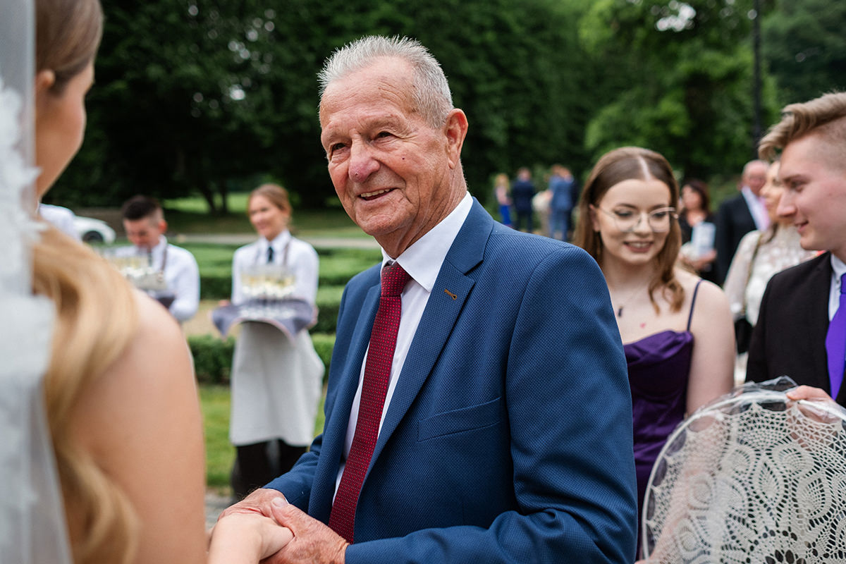 zdjęcia ślubne fotografia ślubna elegancki klasyczny glamour ślub Pałac Mała Wieś 5czwartych Agnieszka Rusinowska