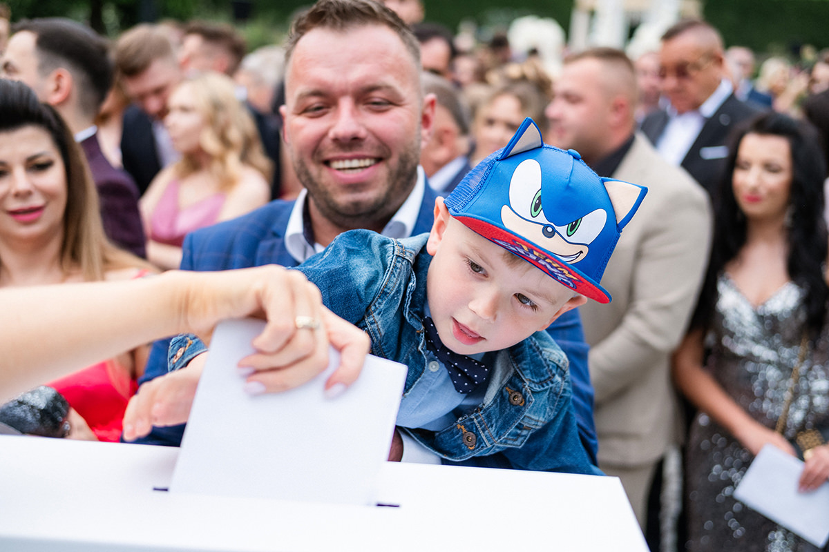 zdjęcia ślubne fotografia ślubna elegancki klasyczny glamour ślub Pałac Mała Wieś 5czwartych Agnieszka Rusinowska