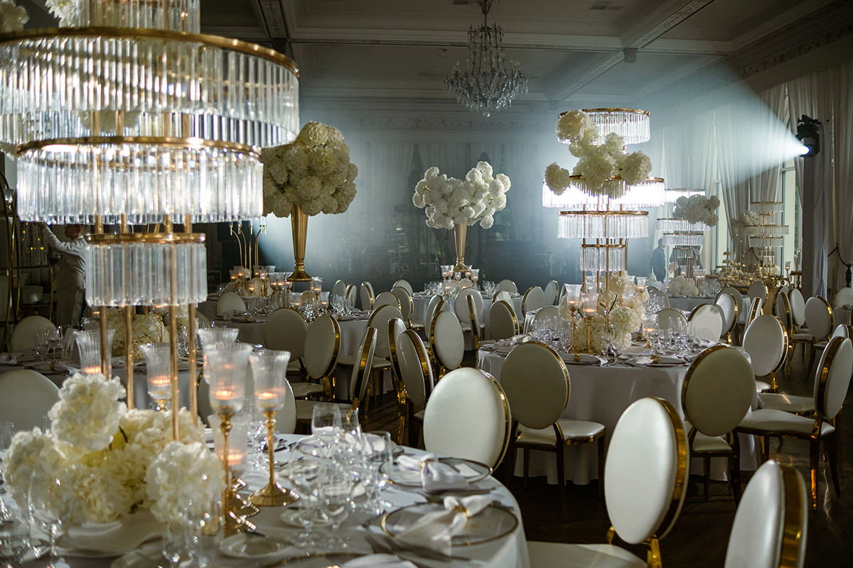 zdjęcia ślubne fotografia ślubna elegancki klasyczny glamour ślub Pałac Mała Wieś 5czwartych Agnieszka Rusinowska