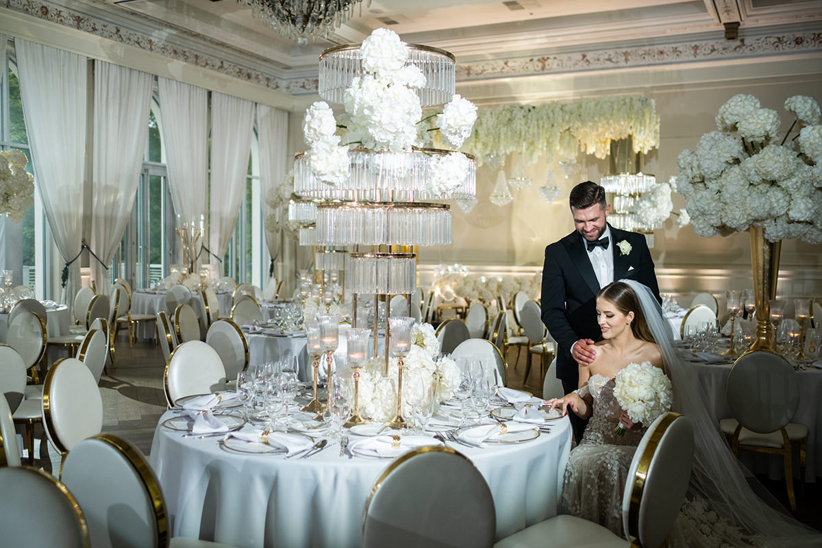 zdjęcia ślubne fotografia ślubna elegancki klasyczny glamour ślub Pałac Mała Wieś 5czwartych Agnieszka Rusinowska