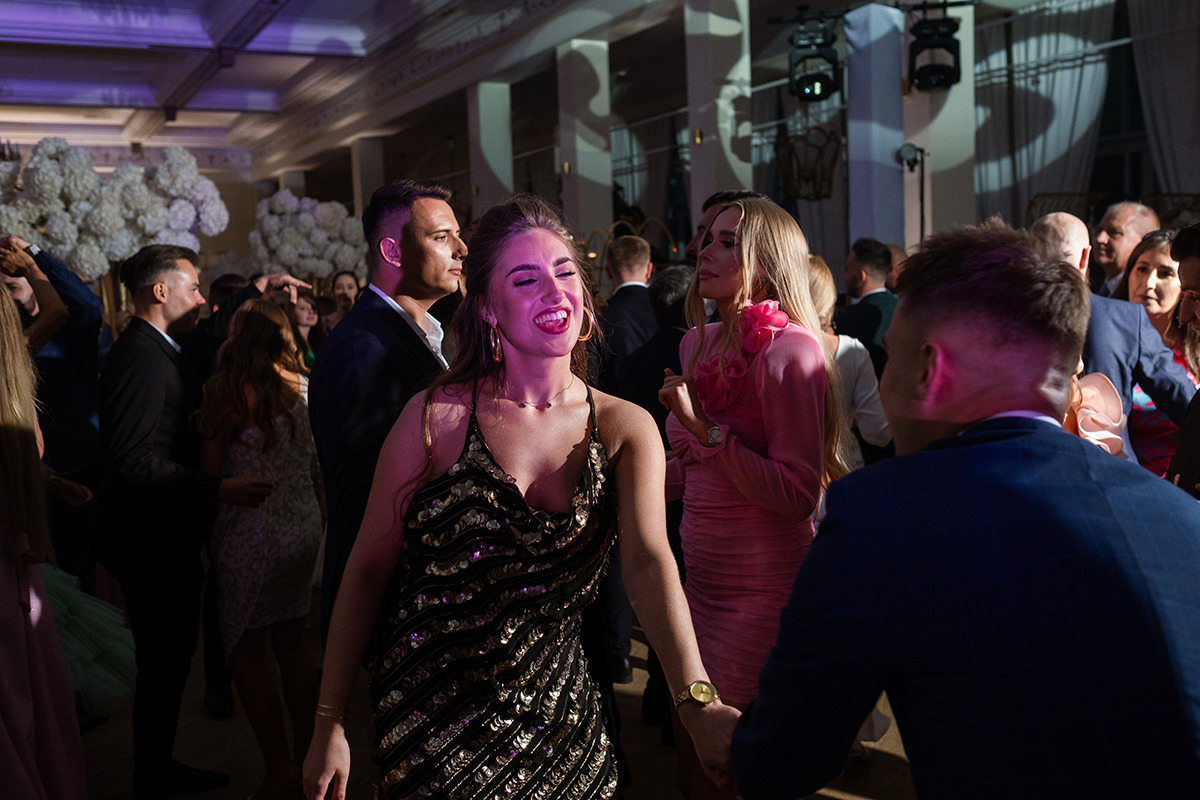 zdjęcia ślubne fotografia ślubna elegancki klasyczny glamour ślub Pałac Mała Wieś 5czwartych Agnieszka Rusinowska