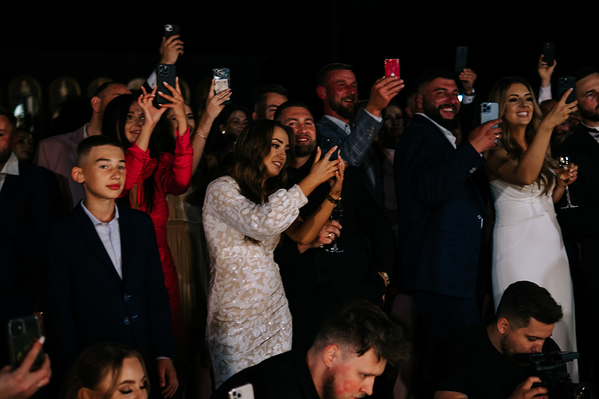 zdjęcia ślubne fotografia ślubna elegancki klasyczny glamour ślub Pałac Mała Wieś 5czwartych Agnieszka Rusinowska