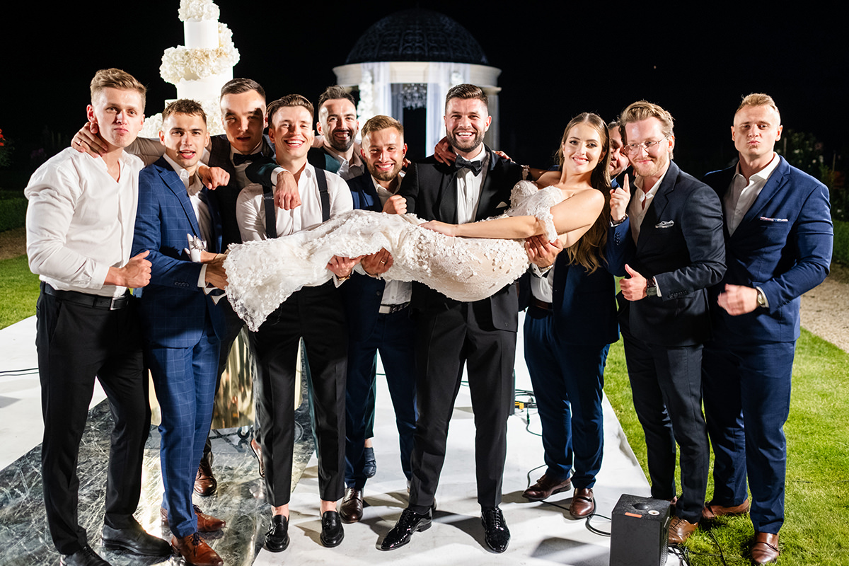 zdjęcia ślubne fotografia ślubna elegancki klasyczny glamour ślub Pałac Mała Wieś 5czwartych Agnieszka Rusinowska