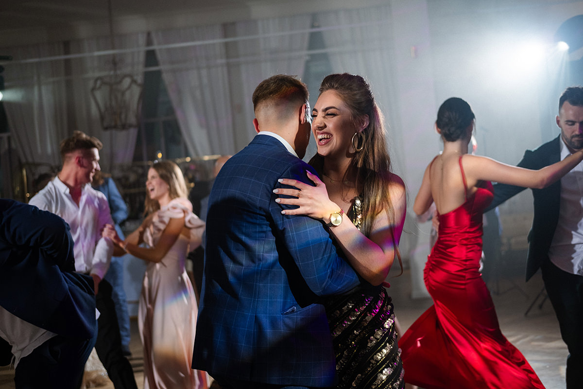 zdjęcia ślubne fotografia ślubna elegancki klasyczny glamour ślub Pałac Mała Wieś 5czwartych Agnieszka Rusinowska